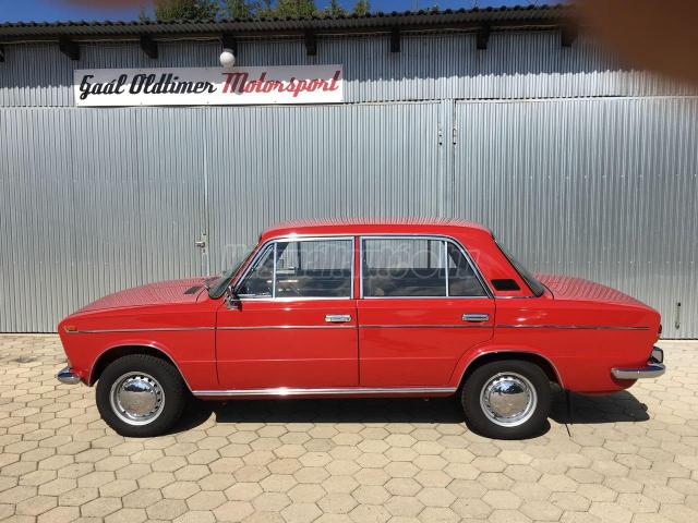 Eladó a Kádár-korszak álomautója, a piros ezerötös állapota és ára is megdöbbentő 5