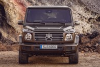 Mercedes-Benz G-osztály: itt a legenda legújabb kötete! 32