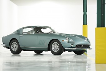 2,3 milliárdért vinnéd a híres tervező Ferrariját?