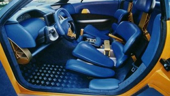 Pusztító platós BMW-t rajzoltak az olaszok 6