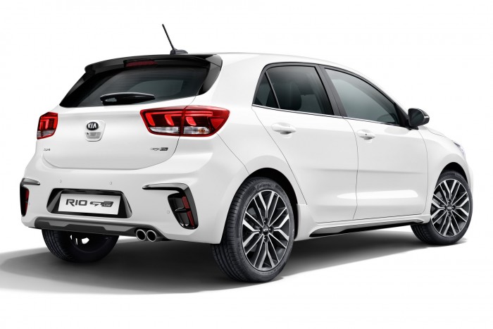 Itt a Kia városi sportautócskája 1
