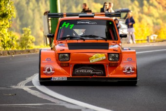 Nyomokban még Polski Fiat, de javarészt japán vérű fenevad ez a romániai gép