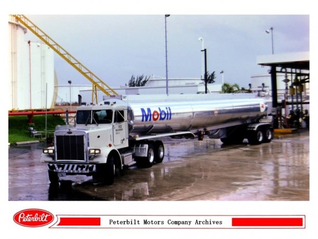 Legördült a gyártószalagról az egymilliomodik Peterbilt 3 Legördült a gyártószalagról az egymilliomodik Peterbilt 3