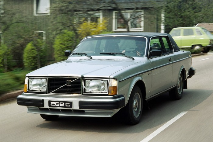 Az autó, amely a feje tetejére állítva született 7