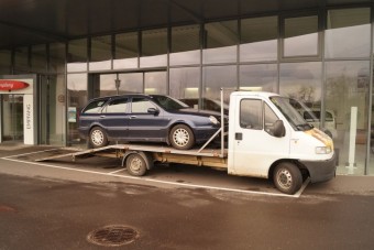 Szándékosan okozott baleseteket egy autómentős