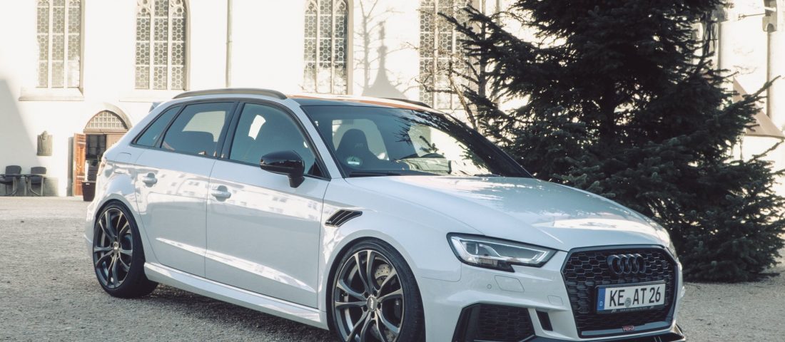 Kompakt ferdehátú 500 lóerővel!