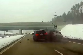 Erre a durva balesetre mit mondanak a belső sáv nagymenői?