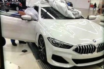 Kémfotón a BMW új luxuskupéja