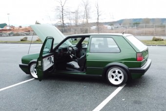 Hátsókerekessé alakították ezt a menő II-es Golfot