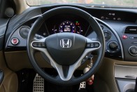 Használt autó: Honda Civic vagy Toyota Auris? 47