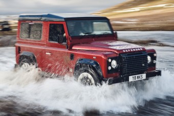 Ismét gyártják az ős-Land Rovert!