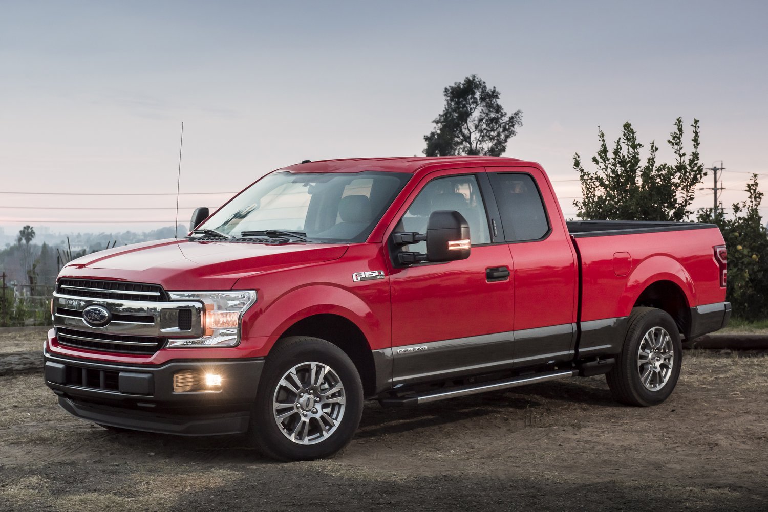 Hetven év után kap dízelmotort a legnépszerűbb Ford 8