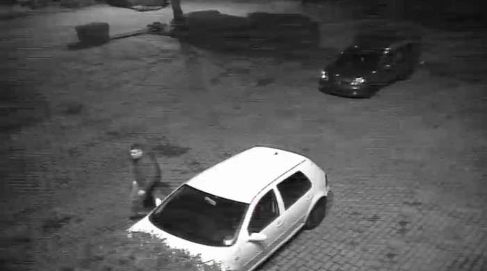 Keresik a kőbányai autófeltörőt, ő az