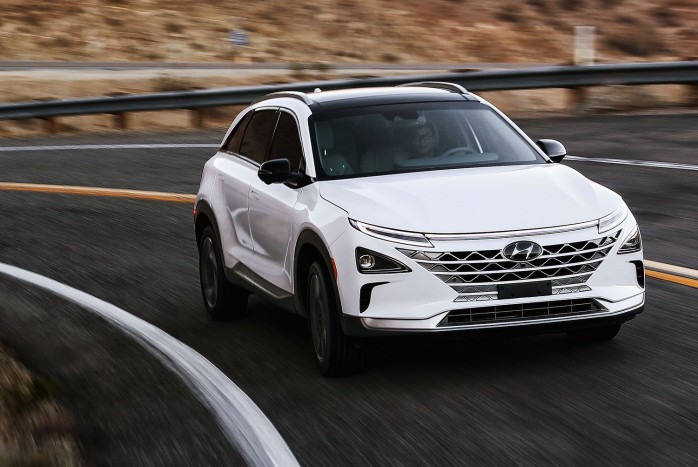 Üzemanyagcellás robotautó a Hyundaitól 8 | Vezess Üzemanyagcellás robotautó a Hyundaitól 8