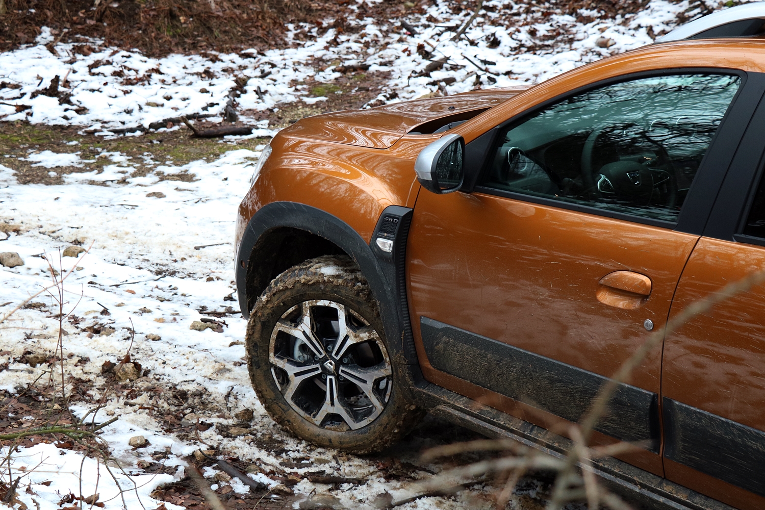 Itt az új Dacia Duster, még mindig olcsó 10