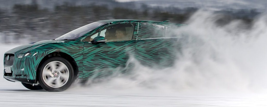 Villámgyors töltést kínál a Jaguar i-Pace villanyautó