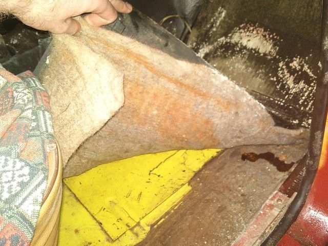 Ilyen, amikor egy elrohadt kincs rejtőzik a garázsajtó mögött 5