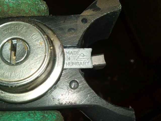 Ilyen, amikor egy elrohadt kincs rejtőzik a garázsajtó mögött 4