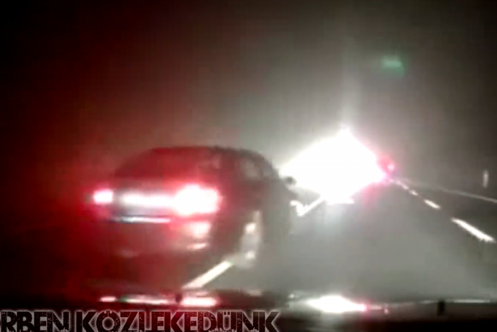 Semmi se számít típusú előzés Győrnél, záróvonalon