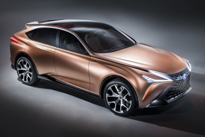Minden eddiginél fényűzőbb modellt készít elő a Lexus 3