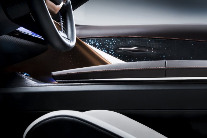 Óriás luxusterepjáróról álmodik a Lexus 4 Óriás luxusterepjáróról álmodik a Lexus 4