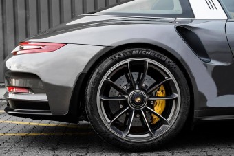 Bármi lehetséges: itt a nem létező Porsche