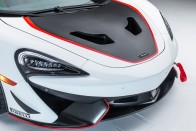 Tíz versenyautót visz közútra a McLaren 27