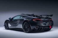 Tíz versenyautót visz közútra a McLaren 33