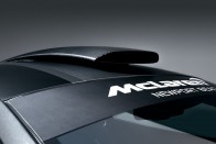 Tíz versenyautót visz közútra a McLaren 37