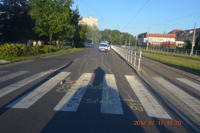 Miskolcon versenyeztek, amíg gázoltak a zebrán