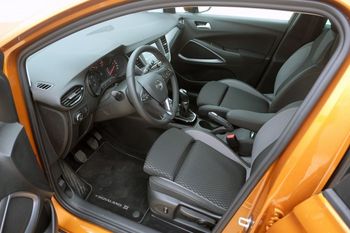 Kívül Opel, belül Peugeot, mi az? – Opel Crossland X 3