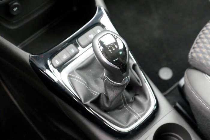 Kívül Opel, belül Peugeot, mi az? – Opel Crossland X 8