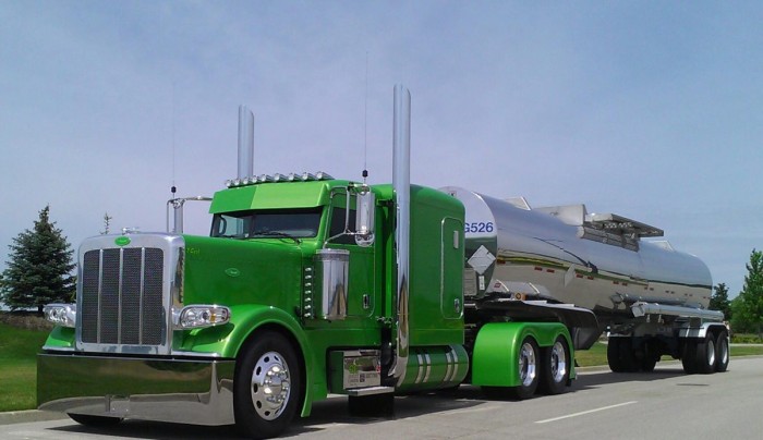 Legördült a gyártószalagról az egymilliomodik Peterbilt 4 Legördült a gyártószalagról az egymilliomodik Peterbilt 4