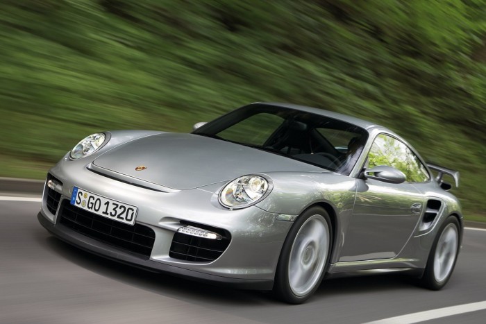 Így lett egyre durvább a Porsche 911 GT2 2