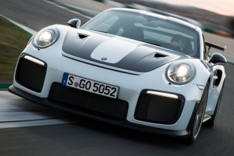Így lett egyre durvább a Porsche 911 GT2