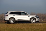 Inkább szép, mint okos: Renault Koleos 44