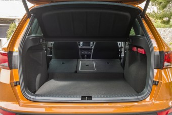 A spanyolok telepakolják a parkoló kocsidat kajával