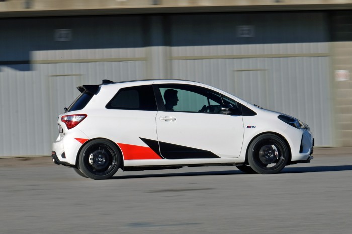 Mit tettek ezzel a Toyotával? 9 | Vezess Mit tettek ezzel a Toyotával? 9