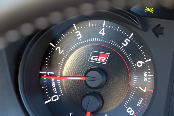 Mit tettek ezzel a Toyotával? 13 | Vezess Mit tettek ezzel a Toyotával? 13