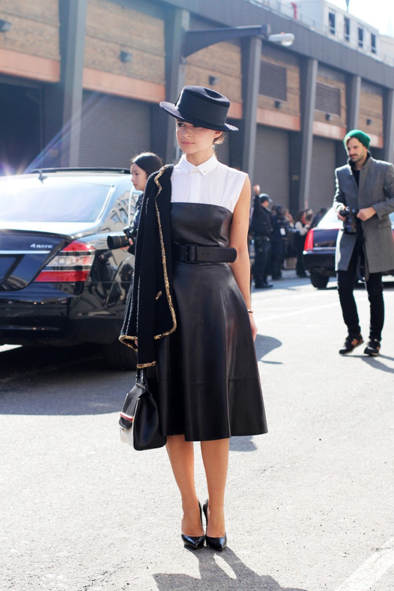 Érzéki művészettel fűszerezett divatfotók, nyomokban autókkal 21