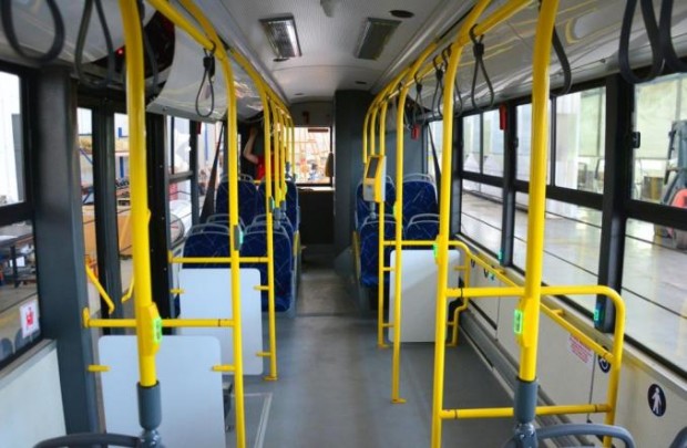 Annyira szép ez a busz, mint egy fogatlan buldog 2 Középen van hely bőven. Fotó: infobus.pl