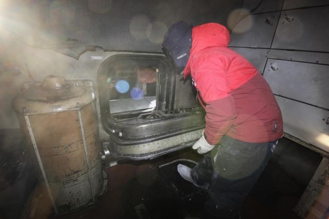 Lefotóztak pár jégbe fagyott, elhagyott orosz óriást 3