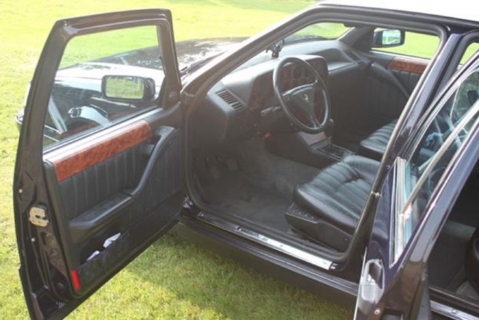 Kéne egy hétszemélyes, Ferrari-motoros kombi? Itt van ez a Lancia! 6