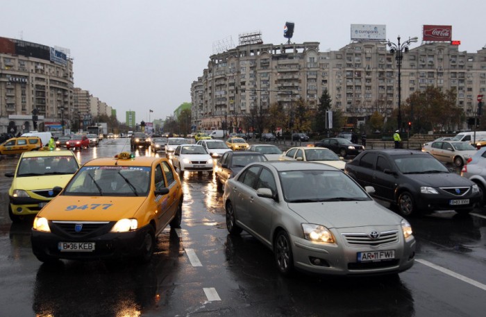 A romániai autók háromnagyede több mint 10 éves, a környezettel sem törődnek