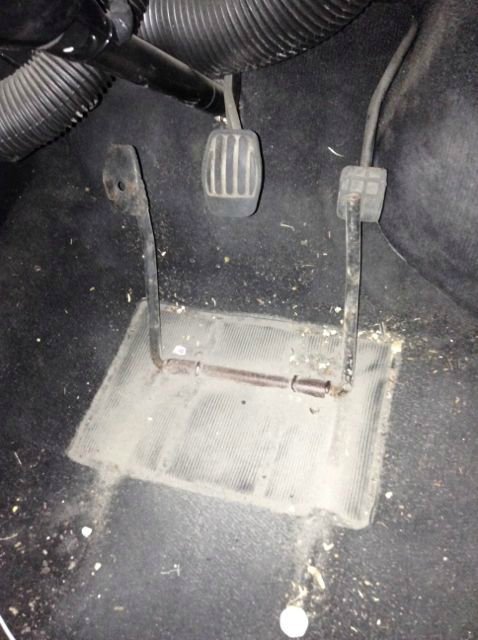 17 újabb fotó a műhelyek poklából 16