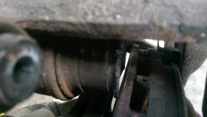 Elképedt a magyar szerelő amikor szétszedte a féket, ezzel így közlekedtek 3