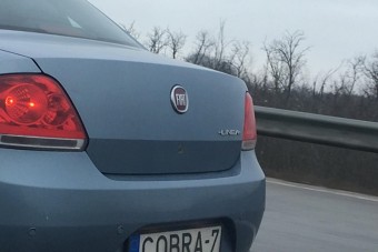 Igazán menő magyar rendszámot fotóztak az M0-son