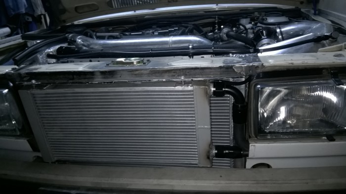 Kívülről egy átlag Lada, de a lemez alatt pokoli szörnyeteg bújik 13