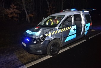 Szarvas végezte ki a magyar rendőrök kocsiját