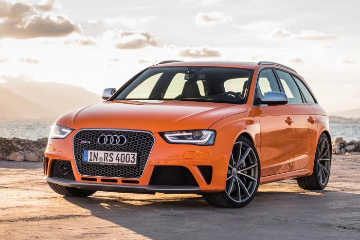 Így lett egyre bitangabb kombi az Audi RS4 4 Így lett egyre bitangabb kombi az Audi RS4 4